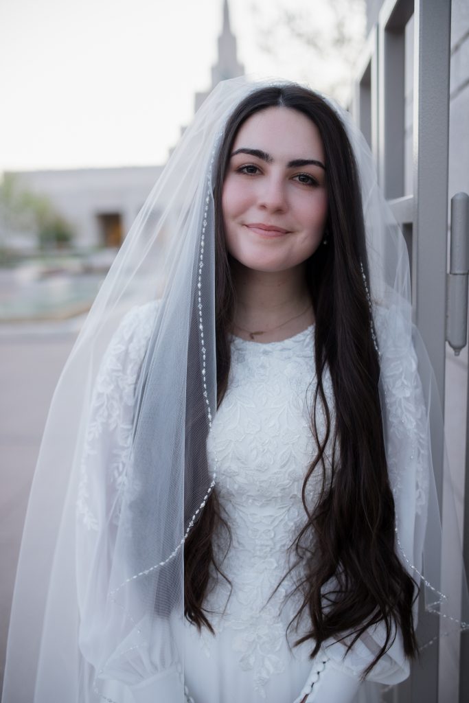 Bridal photos for wedding at the Phoenix Temple